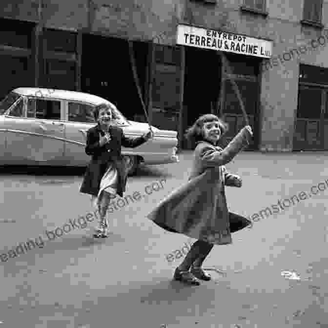 Vivian Maier Children Playing Vivian Maier: Street Photographer John Maloof
