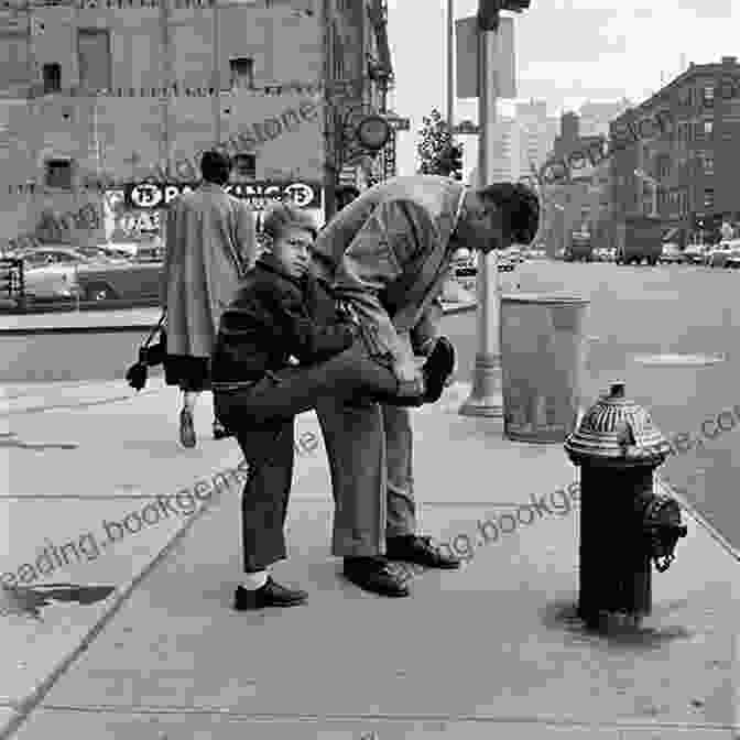 Vivian Maier Street Scene Vivian Maier: Street Photographer John Maloof